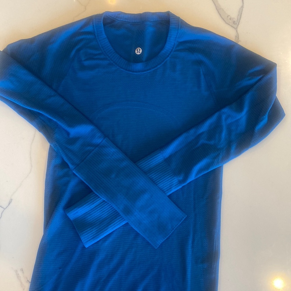 Teal blue Lululemon swiftly tech long sleeve